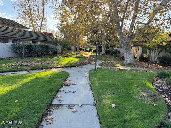 Building Photo - 2853 Instone Ct