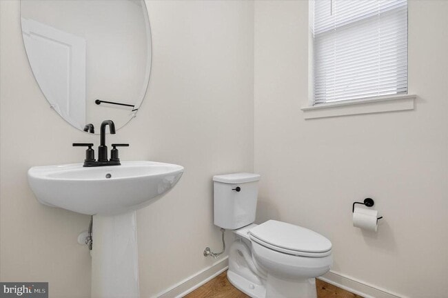 Building Photo - 43793 Mystic Maroon Ter