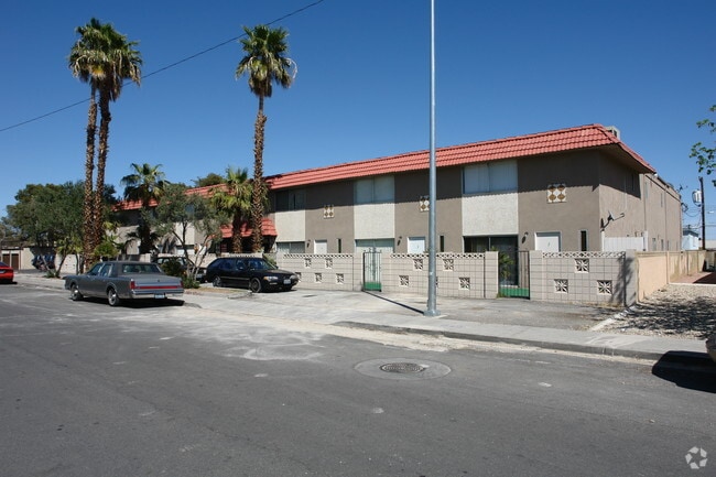 Building Photo - 3790 Hazelwood St