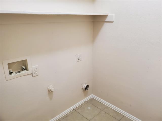 Building Photo - 5005 Boxwood Ln