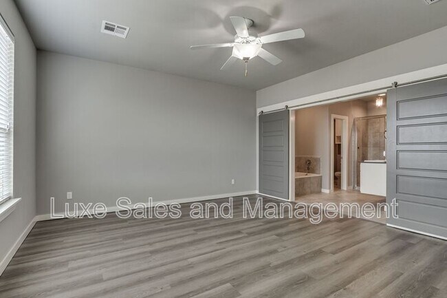 Building Photo - 9428 NW 91st St