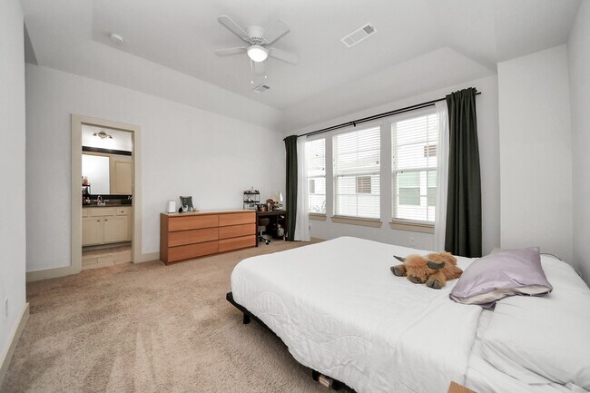 Building Photo - 9448 Kerrwood Ln