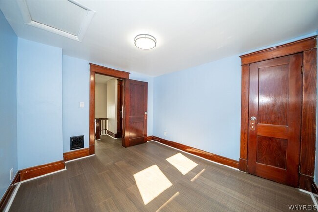 Building Photo - 23 Aldrich Pl