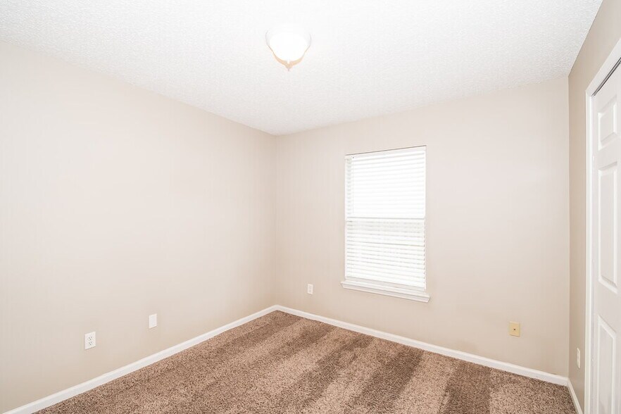 Building Photo - 3138 Haverhill Ct