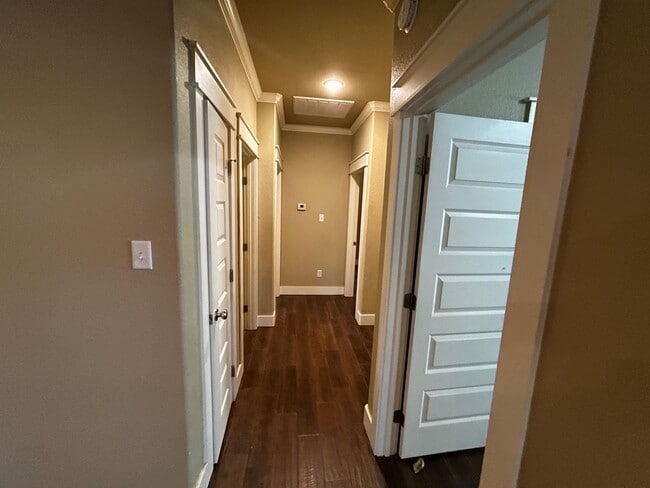 Building Photo - Napa Cottages