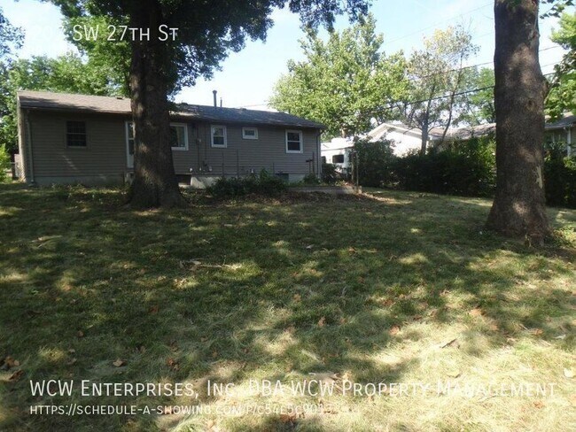 Building Photo - 5207 SW 27th St