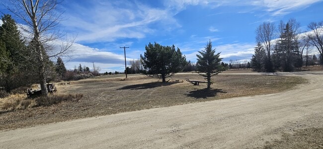 Building Photo - 7 Bert Rd