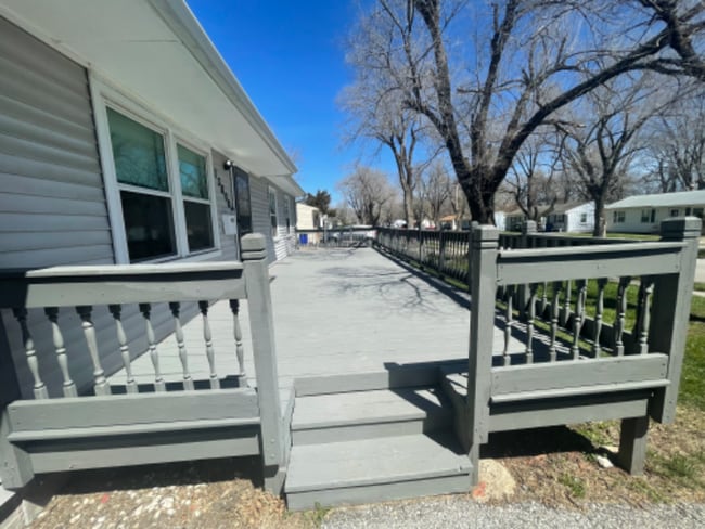 Building Photo - 13808 12th St