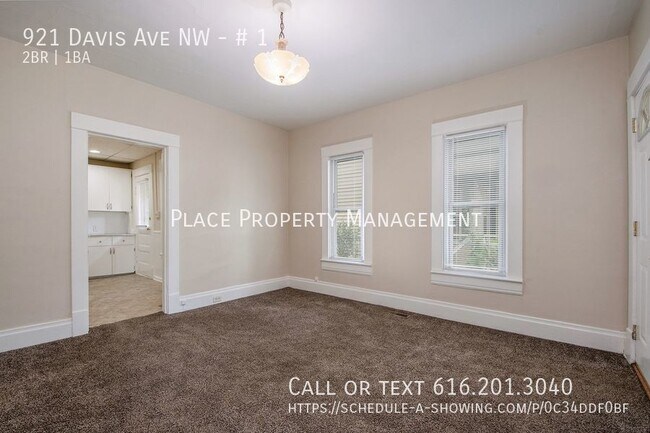 Building Photo - 921 Davis Ave NW