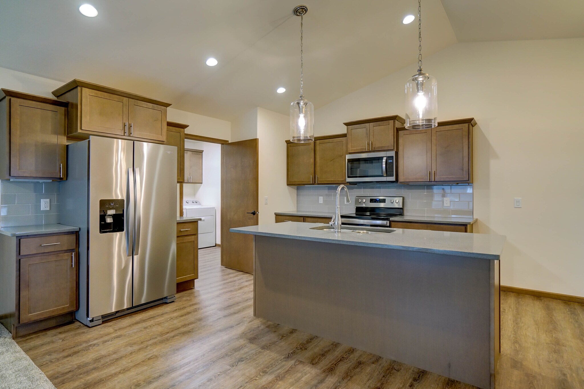 Building Photo - 440 Odyssey Ct