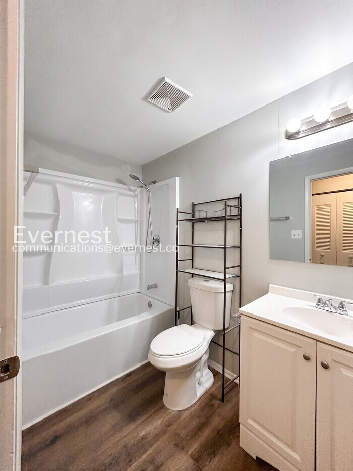 Building Photo - 8461 Huntdale Ct