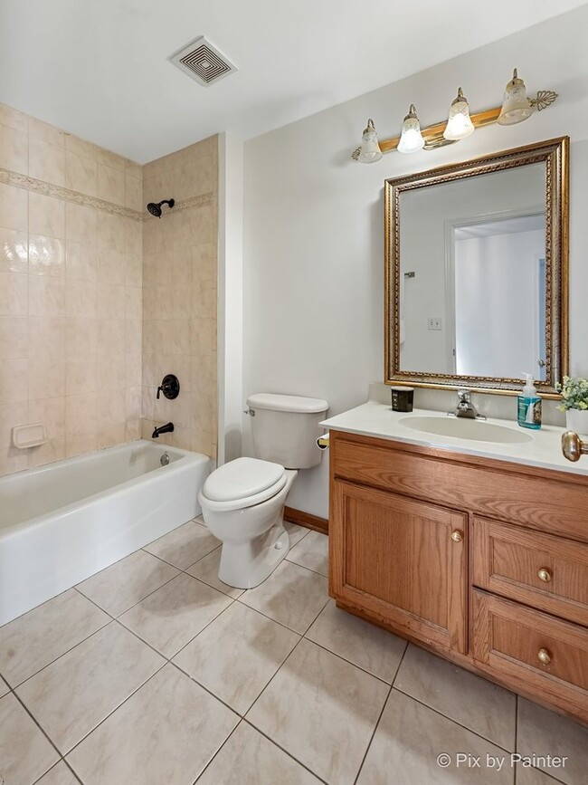 Building Photo - 8508 S Oketo Ave