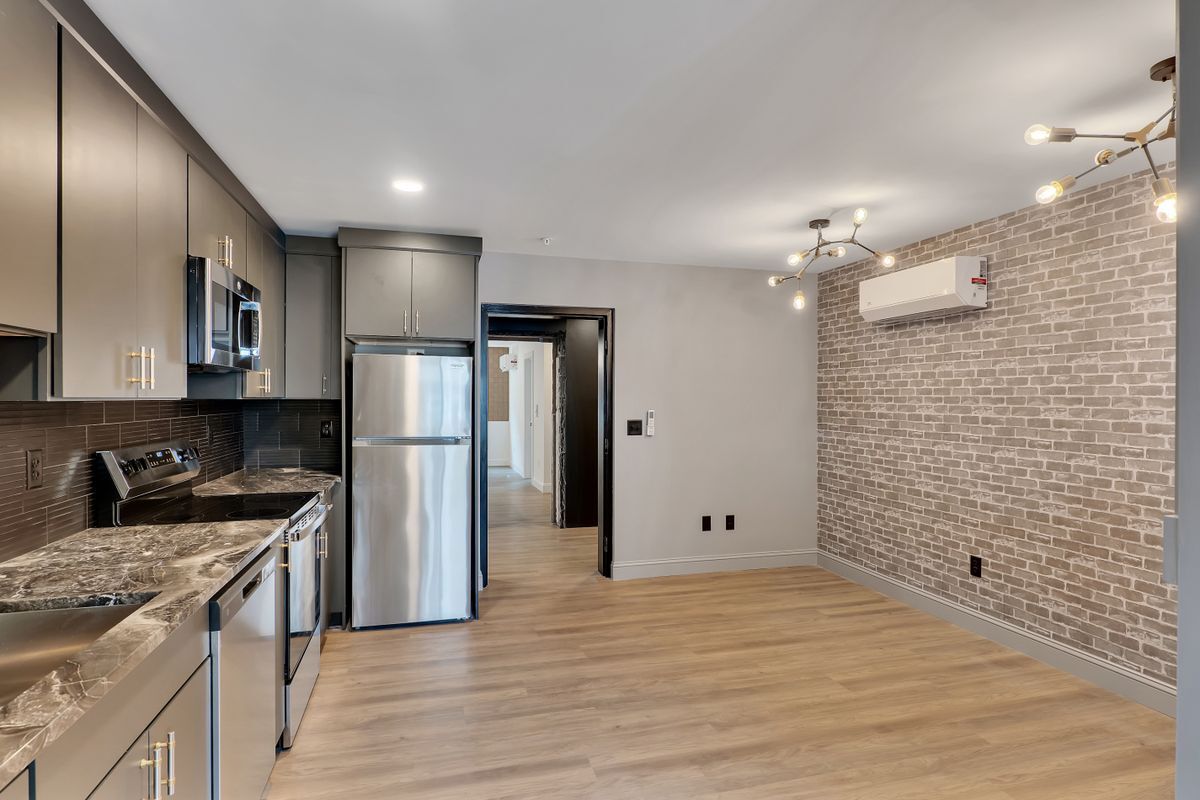 Building Photo - 36 Pawling Ave