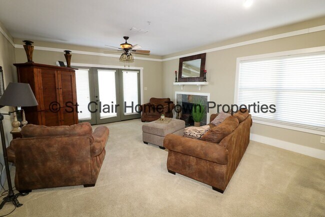 Building Photo - Furnished Condo on Logan Martin Lake