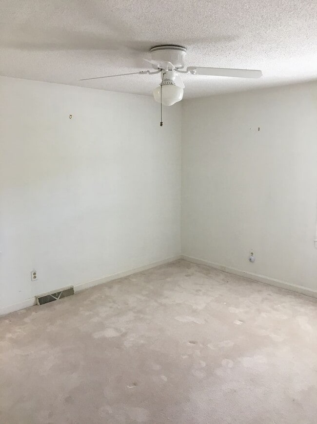 Building Photo - 3/2 House in Maplewood $1,795