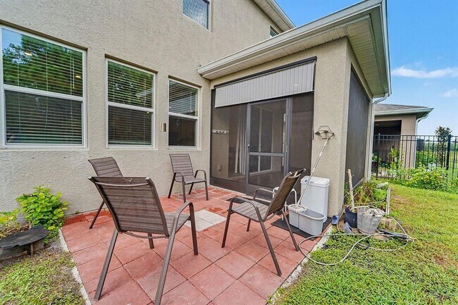Building Photo - 3221 Living Coral Dr