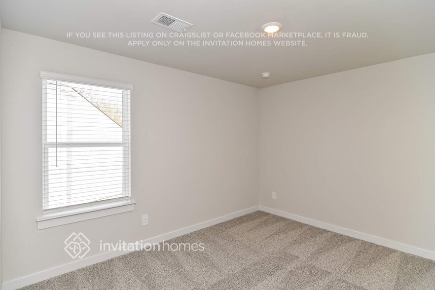 Building Photo - 1223 Bluffton Cir