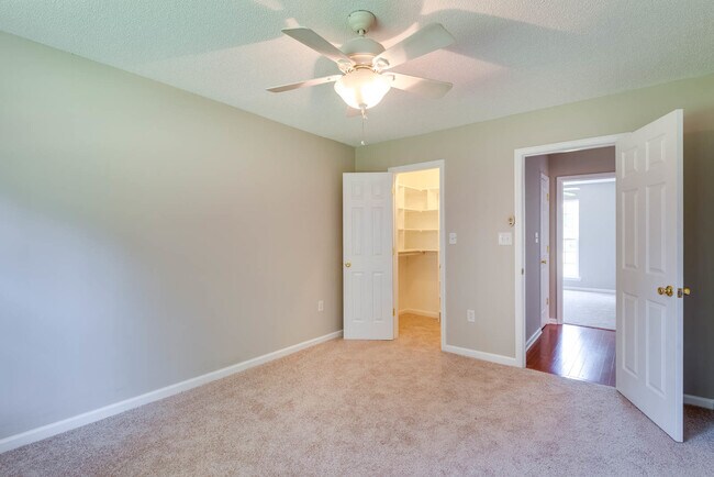 Building Photo - 13818 Faversham Ct