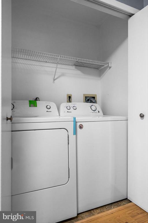 Building Photo - 703 Quail Rd