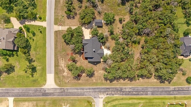 Building Photo - 105 Musket Dr