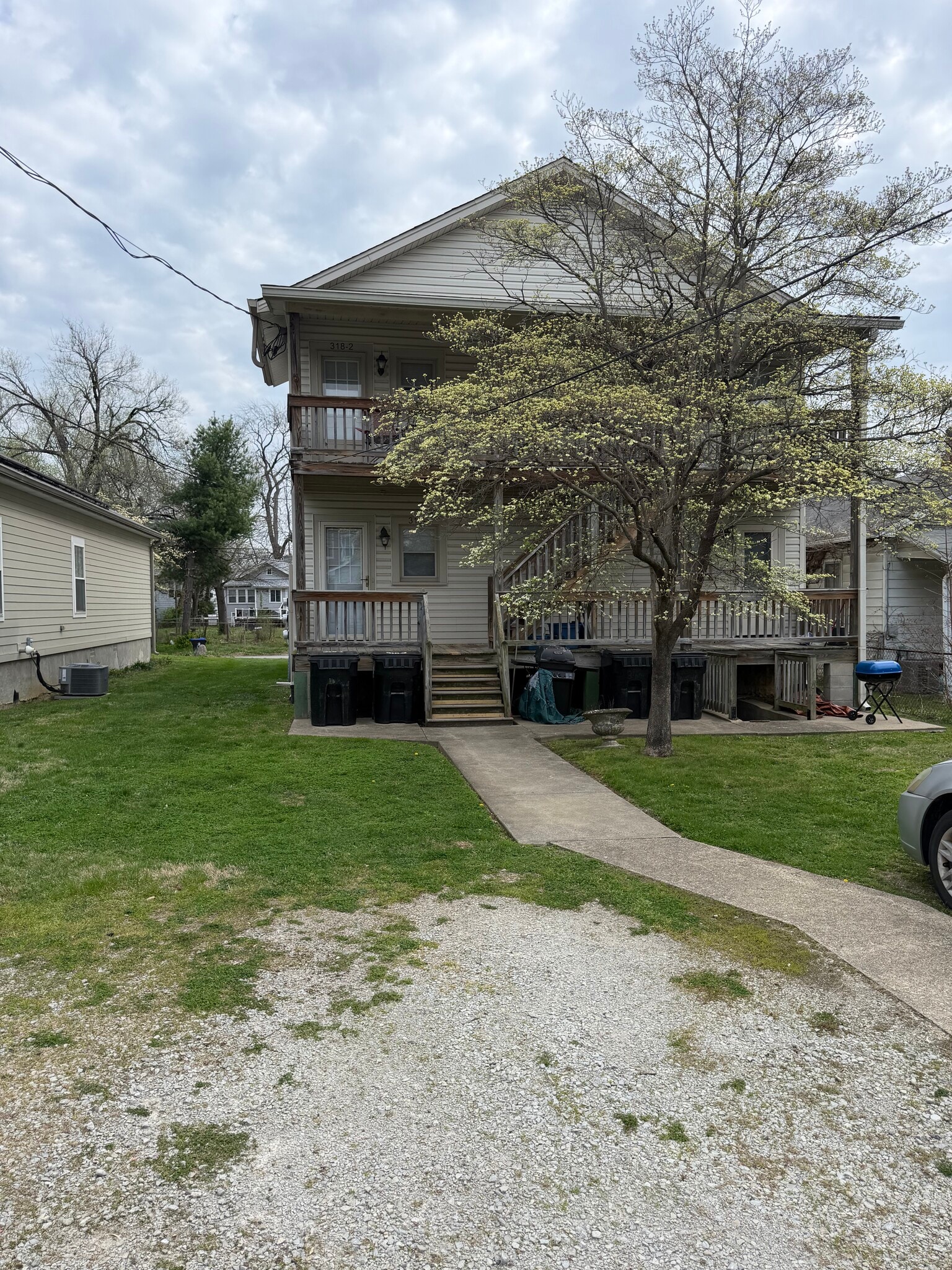 Building Photo - 318 W Kenwood Way