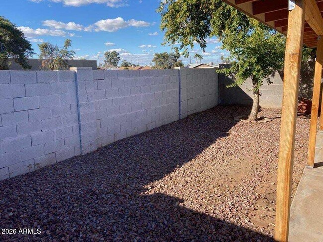 Building Photo - 1454 S Doran