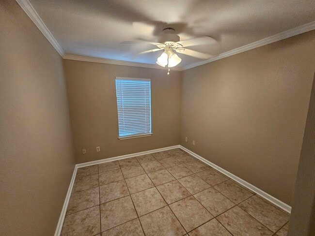 Building Photo - 1332 Ocala Rd
