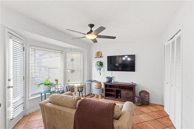 Building Photo - 1204 Defoor Ct NW