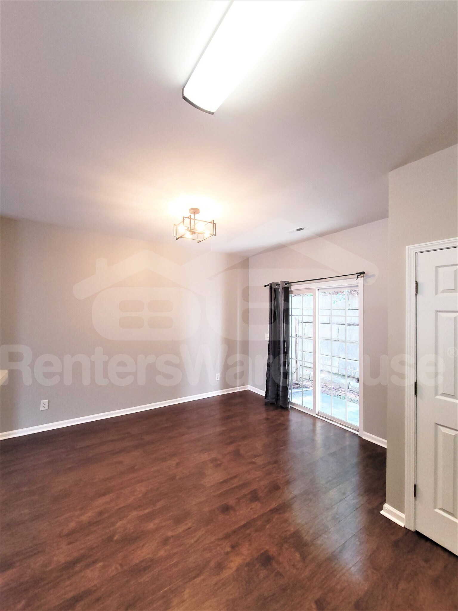 Building Photo - 1506 Oxleymare Drive