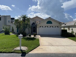 Building Photo - $2,095 ** AVAIL 9/1/25 ** LAKE SUZY ** 3 Bed / 2 Bath, Single Family Home with Lake View