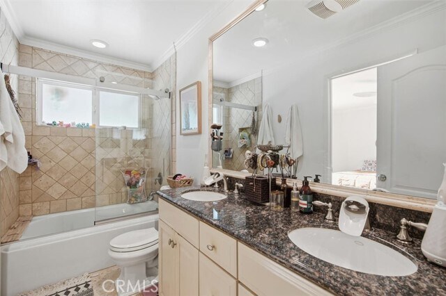 Building Photo - 6443 Gross Ave