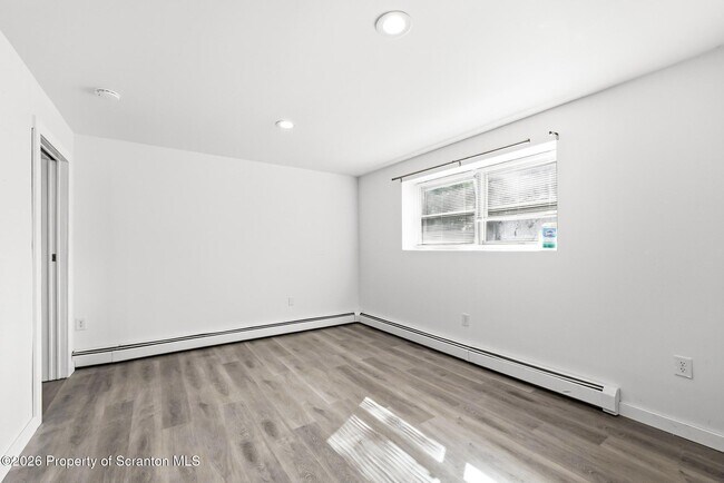 Building Photo - 2402 Dimmick Ave
