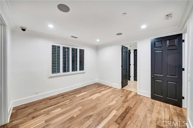 Building Photo - 4165 Elm View
