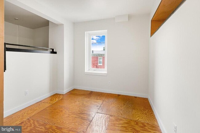 Building Photo - 1301 N 6th St