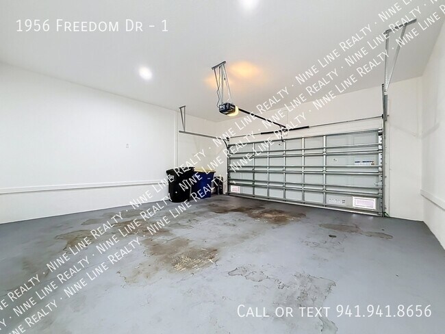 Building Photo - 1956 Freedom Dr