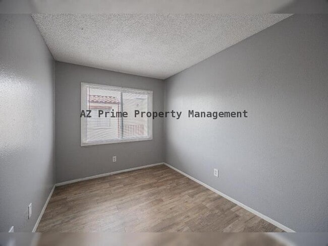 Building Photo - 5440 W Belleview St