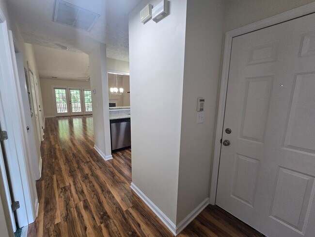 Building Photo - 3411-C Lainey Dr ~ McPherson Green