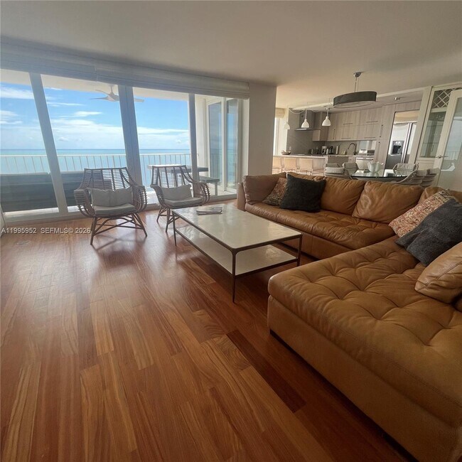 Building Photo - 881 Ocean Dr