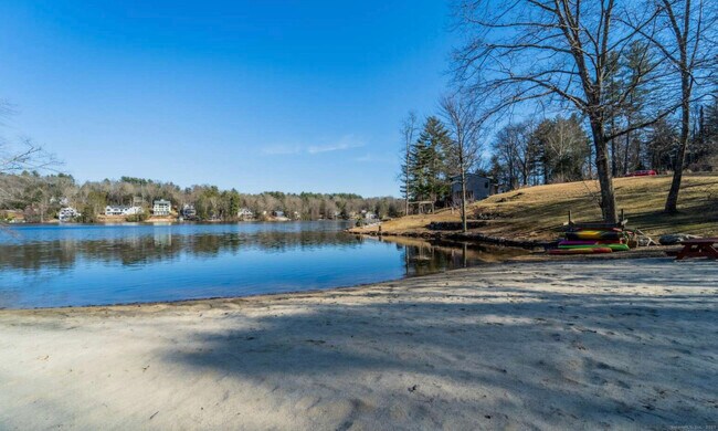 Building Photo - 60 Indian Spring Rd