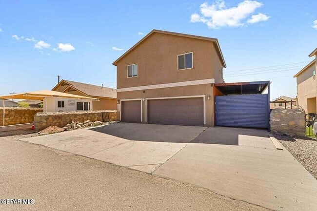 Building Photo - 14441 Eastbrook Dr
