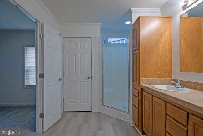 Building Photo - 192 Daffodil Dr