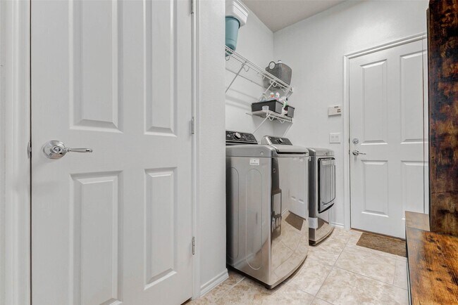 Building Photo - 25702 Caddo Passway