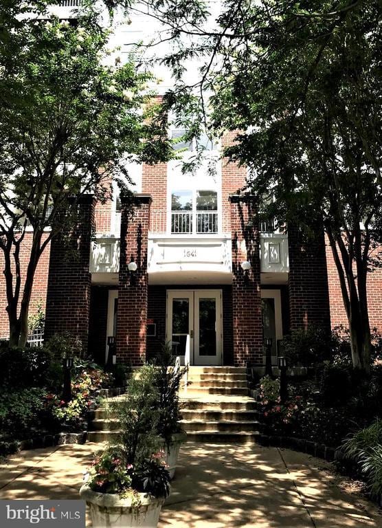 Building Photo - 1641 International Dr