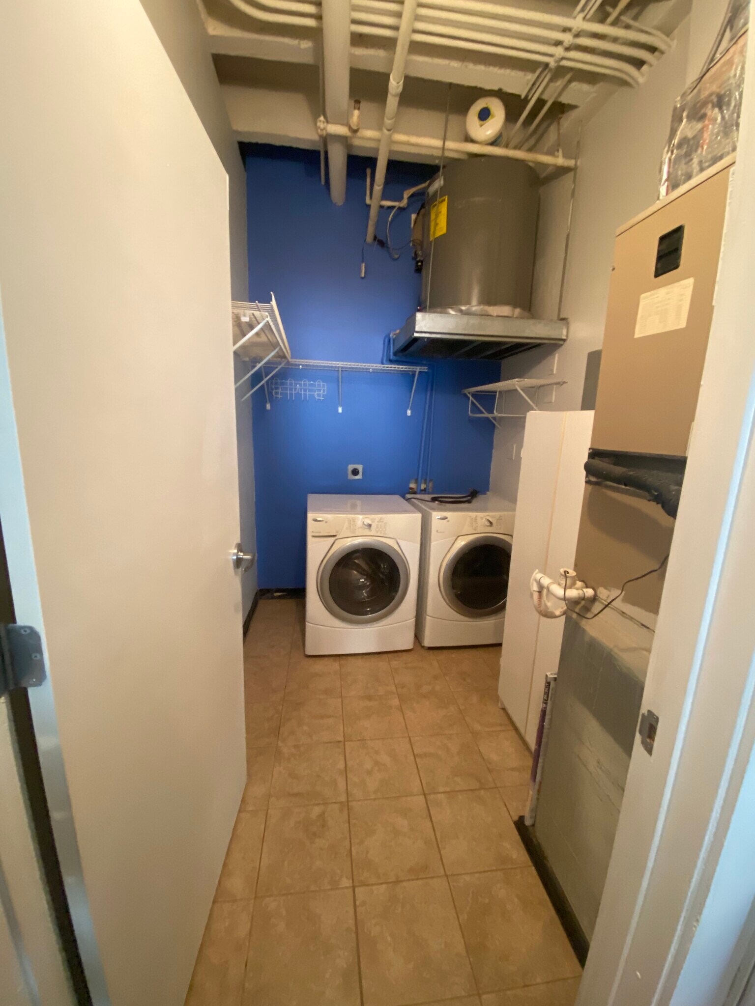 Laundry Room - 805 Peachtree St NE