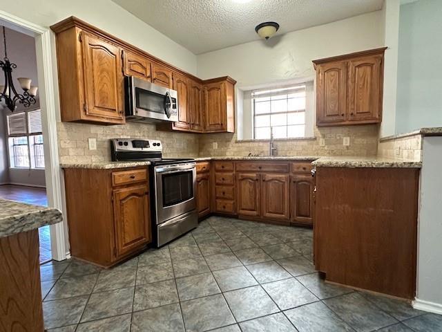 Building Photo - 245 Tanbark Cir