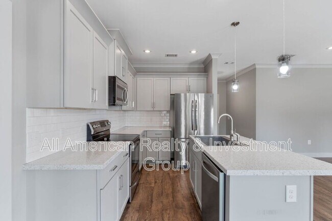 Building Photo - 4464 Goldfinch Way