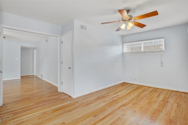 Building Photo - 3617 Murworth Dr