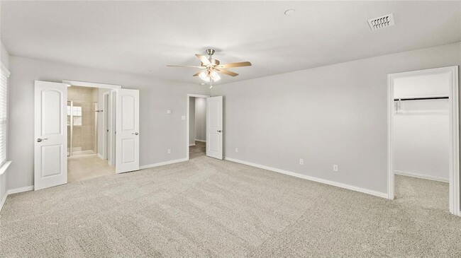 Building Photo - 3720 Paradise Way