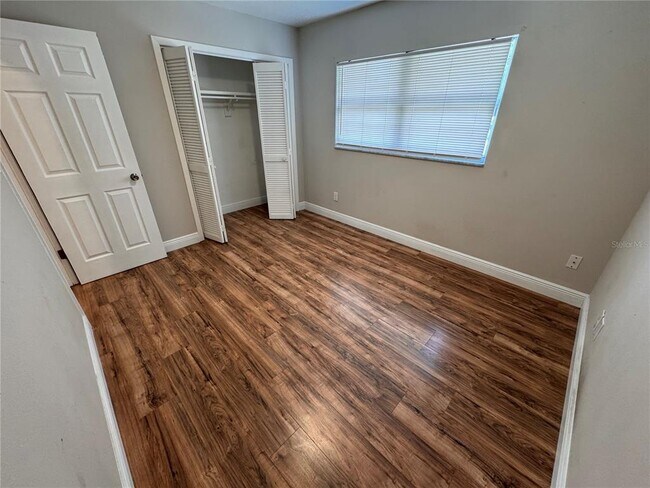 Building Photo - 5260 Lima Pl