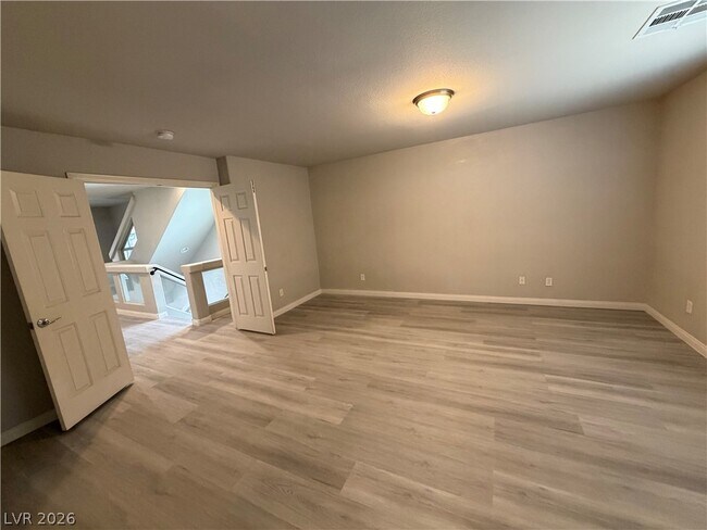 Building Photo - 6055 Montana Peak Ave